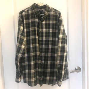 Arrow Men’s Plaid Button Down XL